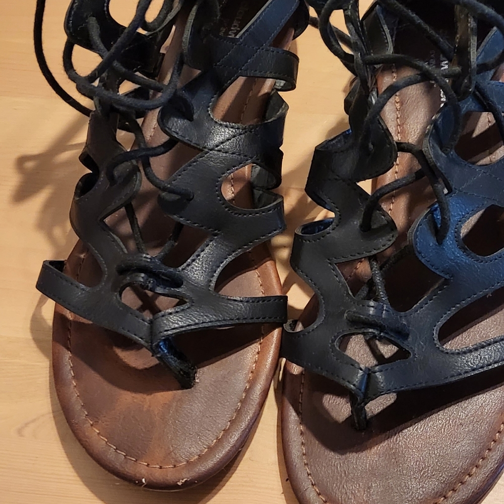 Cloud Walker Sandals sz 11 by Avenue